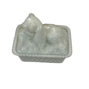Boston Sandwich Milk Glass Animal Covered Dish Pekingese show dog Ruth Webb Lee